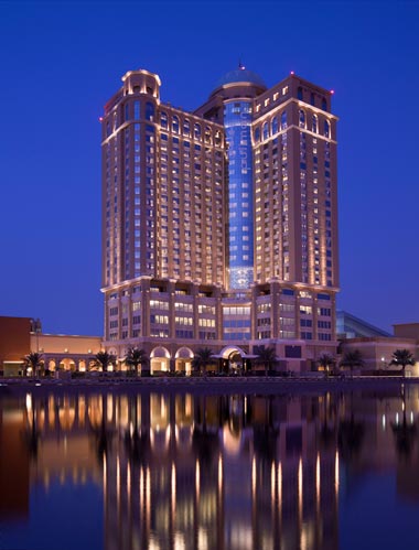 هتل Sheraton Dubai Mall of the Emirates